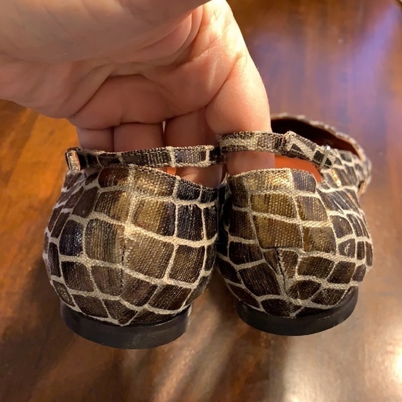 JEAN MICHEL CAZABAT Metallic Giraffe Print Flats - Picture 8 of 10